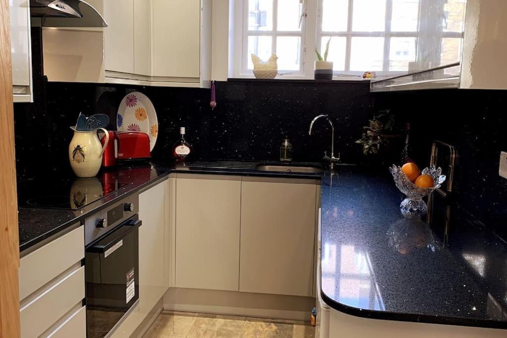 Stylish And Cosy 3 Bedroom Appartment London Ngoại thất bức ảnh